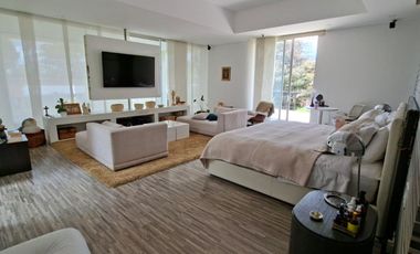 ARRIENDO ESPECTACULAR CASA GUAYMARAL BOGOTA COLOMBIA.