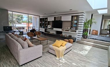 ARRIENDO ESPECTACULAR CASA GUAYMARAL BOGOTA COLOMBIA.