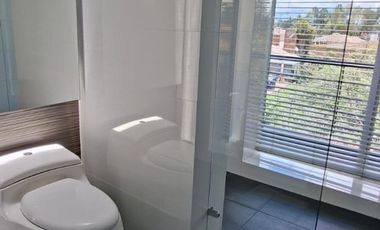 ARRIENDO ESPECTACULAR CASA GUAYMARAL BOGOTA COLOMBIA.