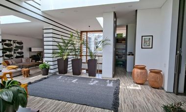 ARRIENDO ESPECTACULAR CASA GUAYMARAL BOGOTA COLOMBIA.