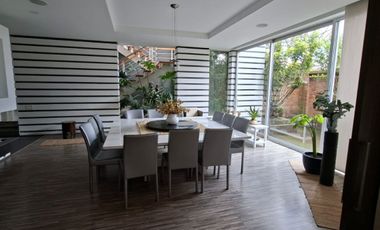 ARRIENDO ESPECTACULAR CASA GUAYMARAL BOGOTA COLOMBIA.