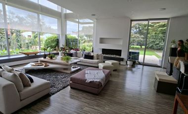 ARRIENDO ESPECTACULAR CASA GUAYMARAL BOGOTA COLOMBIA.