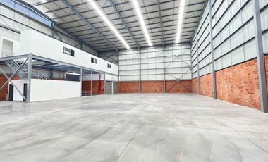 Bodega Vendo 1.500 M2 En Conjunto Cerrado / Venta $4.725.000.000  / Zona Industrial Acopi Yumbo