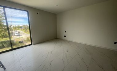 CASA NUEVA EN VENTA EN SOLARES 5 RECAMARAS CON BAÑO COMPLETO A ESTRENAR