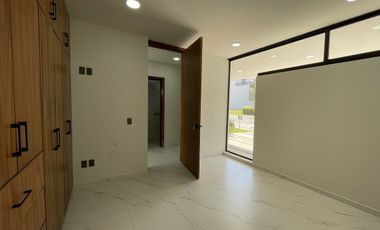 CASA NUEVA EN VENTA EN SOLARES 5 RECAMARAS CON BAÑO COMPLETO A ESTRENAR