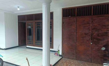 Rumah Sewa 1 lantai Cipete