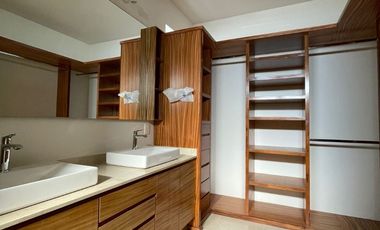 CASA NUEVA EN VENTA EN BOSQUES VALLARTA 3 RECAMARAS CON OPCION A 4TA RECAMARA, CUARTO DE SERVICIO C/BAÑO COMPLETO, CASA CLUB