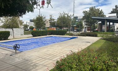 CASA NUEVA EN VENTA EN BOSQUES VALLARTA 3 RECAMARAS CON OPCION A 4TA RECAMARA, CUARTO DE SERVICIO C/BAÑO COMPLETO, CASA CLUB
