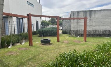 CASA NUEVA EN VENTA EN BOSQUES VALLARTA 3 RECAMARAS CON OPCION A 4TA RECAMARA, CUARTO DE SERVICIO C/BAÑO COMPLETO, CASA CLUB