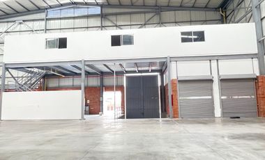 Bodega Vendo 850 M2 En Conjunto Cerrado / Venta $2.625.000.000  / Zona Industrial Acopi Yumbo