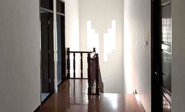 Termurah  Rumah Hoek 17x18m2 Lantai Marmer di Janur Elok Anti Banjir Akses Lebar