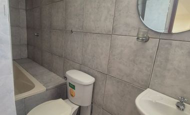 Departamento en Alquiler en la Garzota, 4 Habitaciones, 2 Baños, Parqueo, Seguridad, Norte de Guayaquil.