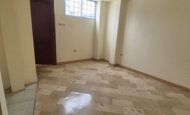 Departamento en Alquiler en la Garzota, 4 Habitaciones, 2 Baños, Parqueo, Seguridad, Norte de Guayaquil.