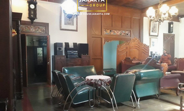 DIJUAL RUMAH ETNIK JAWA DALAM LINGKUNGAN KERATON JOGYA