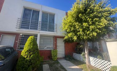 Casa en renta 2 habitaciones en fracc cerrado seguro Cuautlancingo