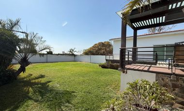 CASA EN VENTA EN FRACCIONAMIENTO LOMAS DE COCOYOC, MORELOS