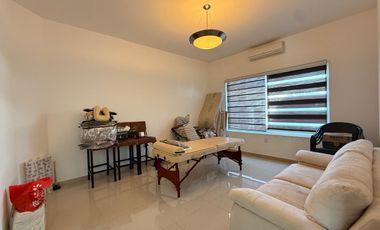 CASA EN VENTA EN FRACCIONAMIENTO LOMAS DE COCOYOC, MORELOS