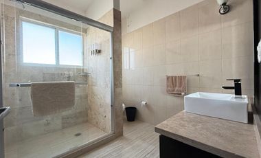 CASA EN VENTA EN FRACCIONAMIENTO LOMAS DE COCOYOC, MORELOS