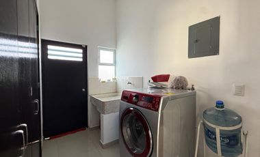 CASA EN VENTA EN FRACCIONAMIENTO LOMAS DE COCOYOC, MORELOS