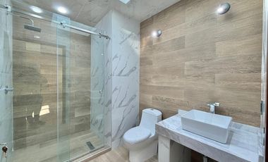 CASA EN RENTA EN METEPEC, ZONA UVM