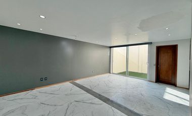 CASA EN RENTA EN METEPEC, ZONA UVM