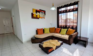 Casa en Venta Sector Ciudadela Universitaria Sur Manta | 5 Dormitorios, Patio y Garage