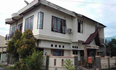 Jual Rumah di taman bunga, jl Adinegoro padang