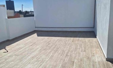 Se renta casa remodelada, a un lado de la Universidad Autónoma. Campestre Villas del Álamo