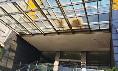 Dijual hotel bintang 2 dengan lokasi strategis di jalan Bandengan Jakarta Barat