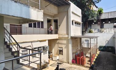 Dijual hotel bintang 2 dengan lokasi strategis di jalan Bandengan Jakarta Barat