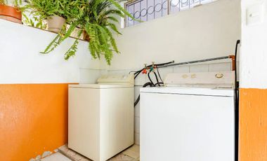 DEPARTAMENTO AMOBLADO INCLUIDO TODOS LOS SERVICIOS BÁSICOS EN LA RUMIÑAHUI, NORTE DE QUITO.