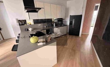 Renta de Departamento Amoblado, 3 dormitorios, Sector La Carolina, Edificio IQON