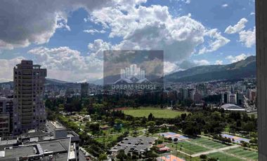 Renta de Departamento Amoblado, 3 dormitorios, Sector La Carolina, Edificio IQON