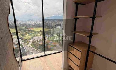 Renta de Departamento Amoblado, 3 dormitorios, Sector La Carolina, Edificio IQON