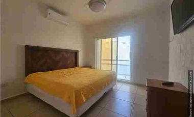 Venta Casa Jardines del Sur 4 frente a área verde.