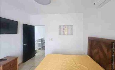 Venta Casa Jardines del Sur 4 frente a área verde.