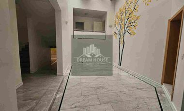 Venta de Casa de 4 dormitorios, Sector Quito Tenis, Ecuador