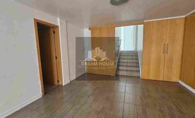 Venta de Casa de 4 dormitorios, Sector Quito Tenis, Ecuador