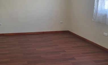 Casa Moderna 3D/2B en Linderos, Buin – Año 2022 con estacionamiento