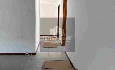 Venta de Casa Independiente de 5 dormitorios, sector La Damer 1, Quito, Ecuador