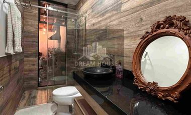 Venta de Casa de 5 dormitorios, Sector San Patricio, Cumbayá, Ecuador