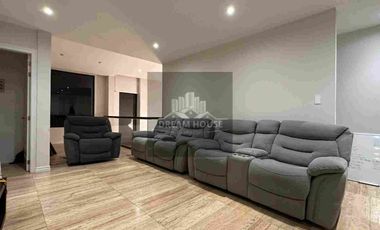 Venta de Casa de 5 dormitorios, Sector San Patricio, Cumbayá, Ecuador