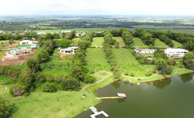 VENDO LOTE CON VISTA AL LAGO PALMIRA CERCA A CALI