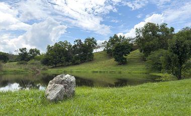 VENDO LOTE CON VISTA AL LAGO PALMIRA CERCA A CALI