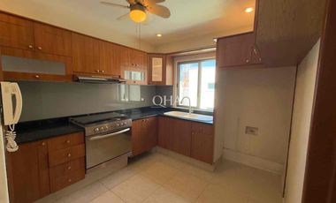 Se renta departamento en Cancún centro Mediterraneé SM17