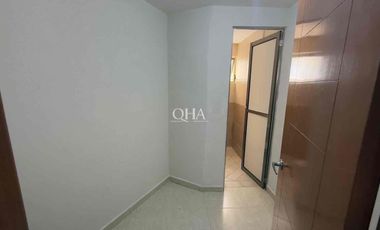 Se renta departamento en Cancún centro Mediterraneé SM17