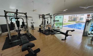 Se renta departamento en Cancún centro Mediterraneé SM17