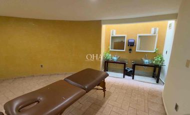 Se renta departamento en Cancún centro Mediterraneé SM17