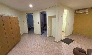 Se renta departamento en Cancún centro Mediterraneé SM17