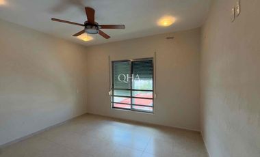 Se renta departamento en Cancún centro Mediterraneé SM17